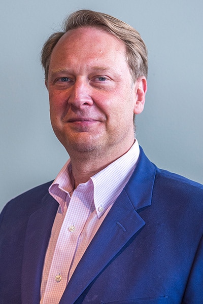 Dr Jonathan C Boynton